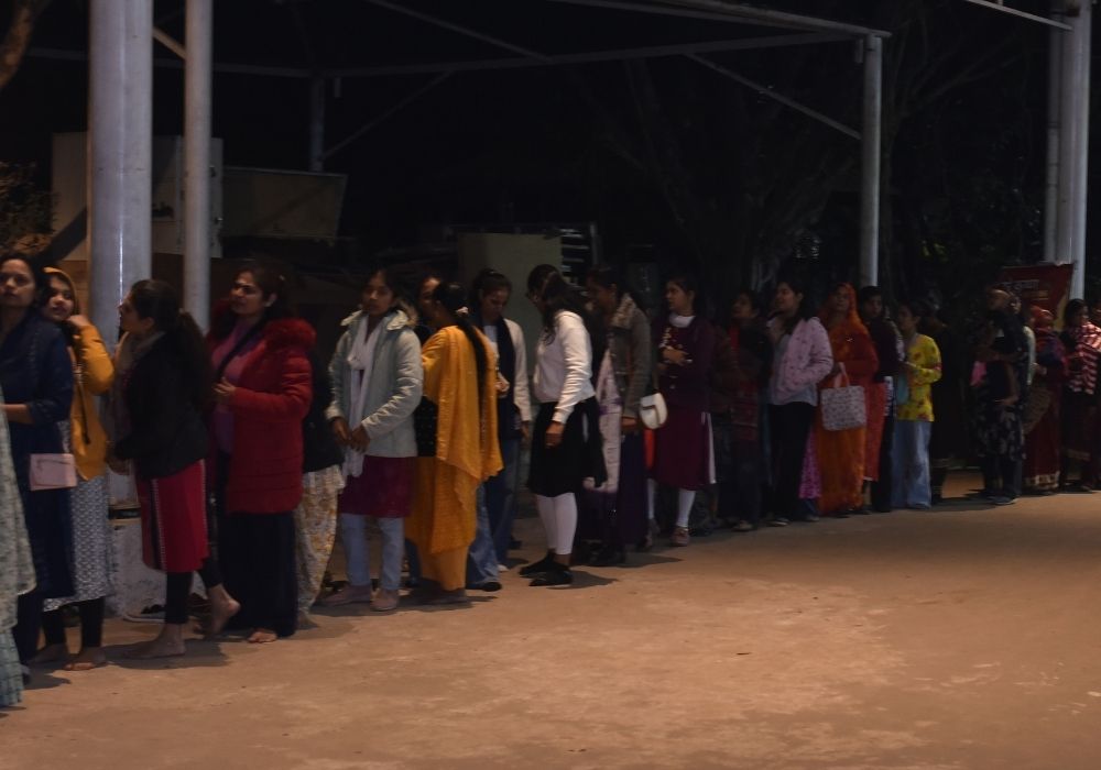 Hare Krishna Movement Bhilai - Anna Daan Seva (1)